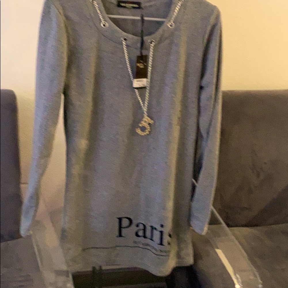 can be a dress or sweatshirt